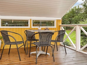 House | Balcony