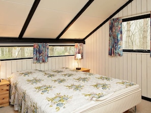 2 bedrooms, individually furnished, cribs/infant beds