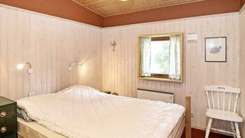 3 Schlafzimmer, Babybetten