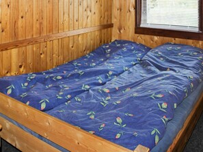 2 Schlafzimmer, Babybetten