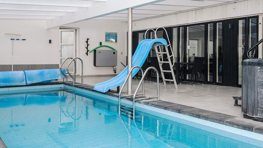 36 Person Holiday Home in Ebeltoft-by Traum