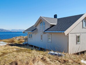Exterior - Holiday Home in DÃ¸nna (Dønna)
