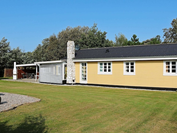 House | Exterior