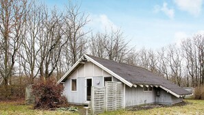 Unclassified image, 2 of 15, button - Heritage Holiday Home in Spøttrup With Roofed Terrace (Spøttrup)