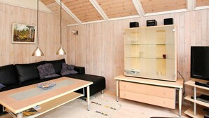 Unclassified image, 5 of 15, button - Heritage Holiday Home in Spøttrup With Roofed Terrace (Spøttrup)