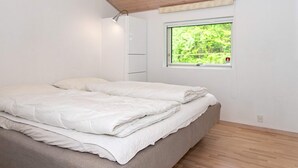 4 phòng ngủ, nôi/giường cho trẻ sơ sinh 