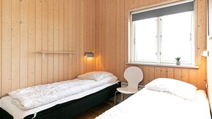 4 bedrooms - Beautiful Holiday Home in Funen Near the Sea (Faaborg)