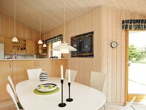 House | Dining