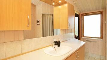House | Bathroom