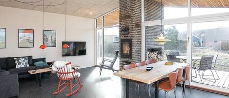 House | Interior