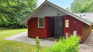 House | Exterior - Bright Holiday Home in Jutland near Lake (Ansager)