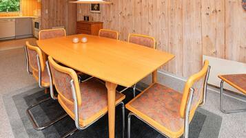 House | Tempat makan