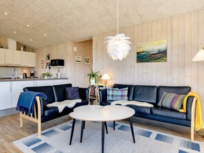 House | Dining - 8 Person Holiday Home in Lokken-by Traum (Lokken)