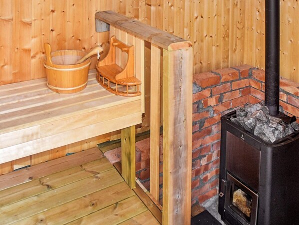 House | Sauna - 8 Person Holiday Home in Sandstad (Hitra)