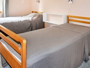 House | 4 bedrooms, individually furnished