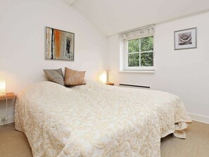 2 bedrooms, cribs/infant beds - 4 Person Holiday Home in Nykobing Sj (Nykobing Sjaelland)