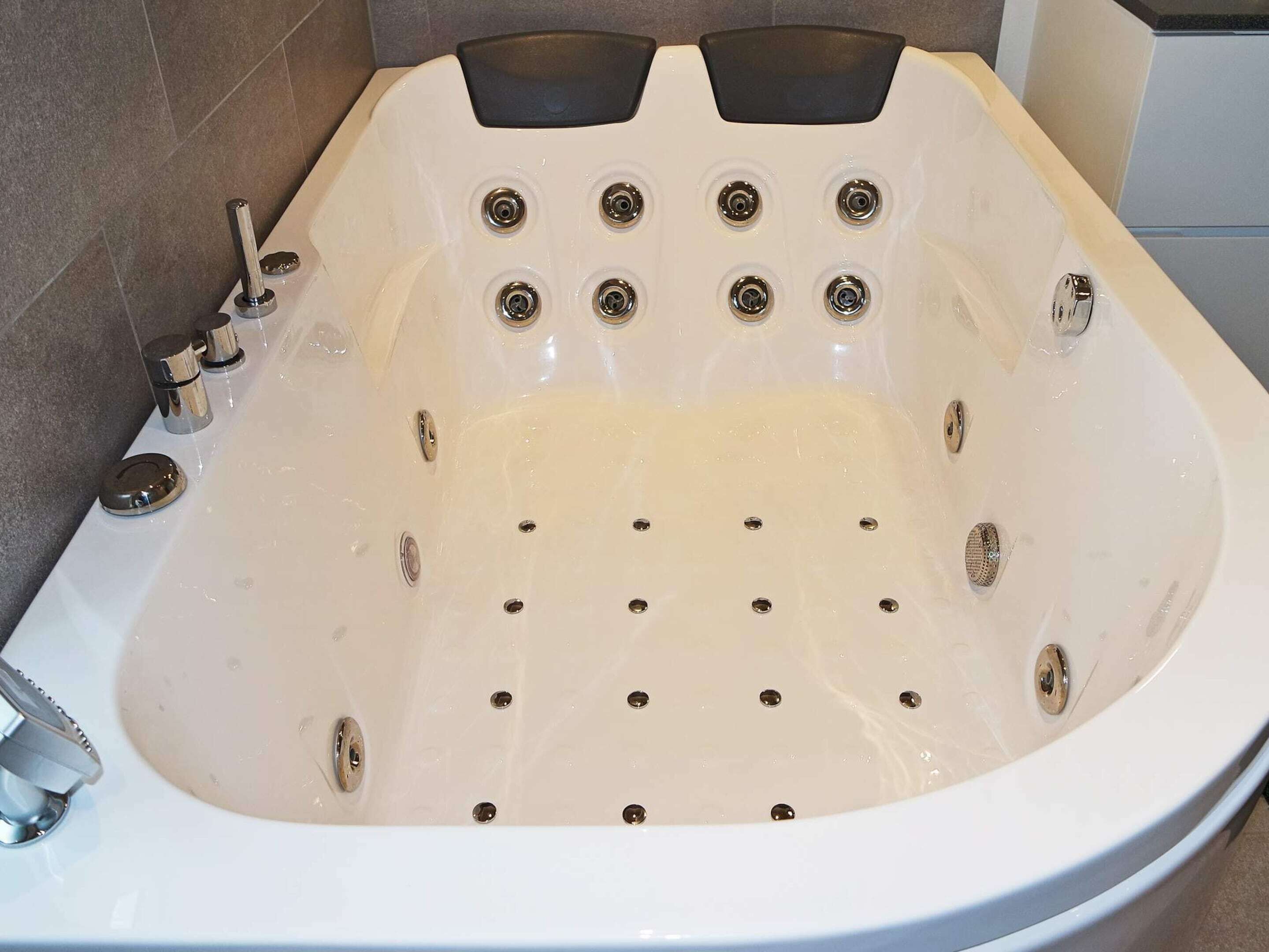 House | Spa treatment