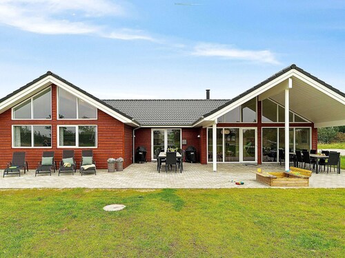 5 Star Holiday Home in Grenaa