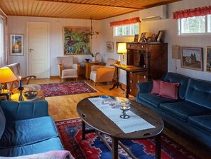 Living area - 6 Person Holiday Home in Monsteras (Monsteras)