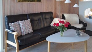House | Living area - 7 Person Holiday Home in Albaek (Aalbaek)