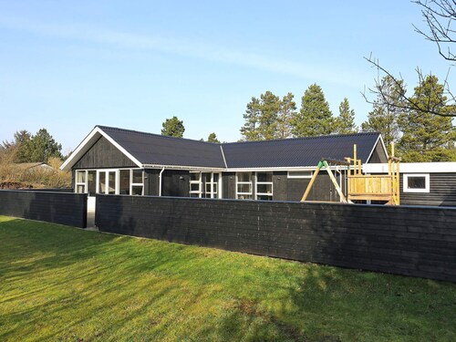Suave Holiday Home in Vejers Strand near Sea