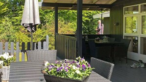 Exterior - Beautiful Holiday Home in Glesborg With Terace (Glesborg)