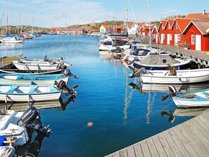 House | Marina - 3 Person Holiday Home in Ronnang (Roennaeng)