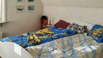 3 bedrooms, individually furnished
