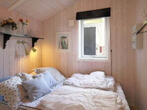 House | Interior - 4 Person Holiday Home in Follenslev (Follenslev)