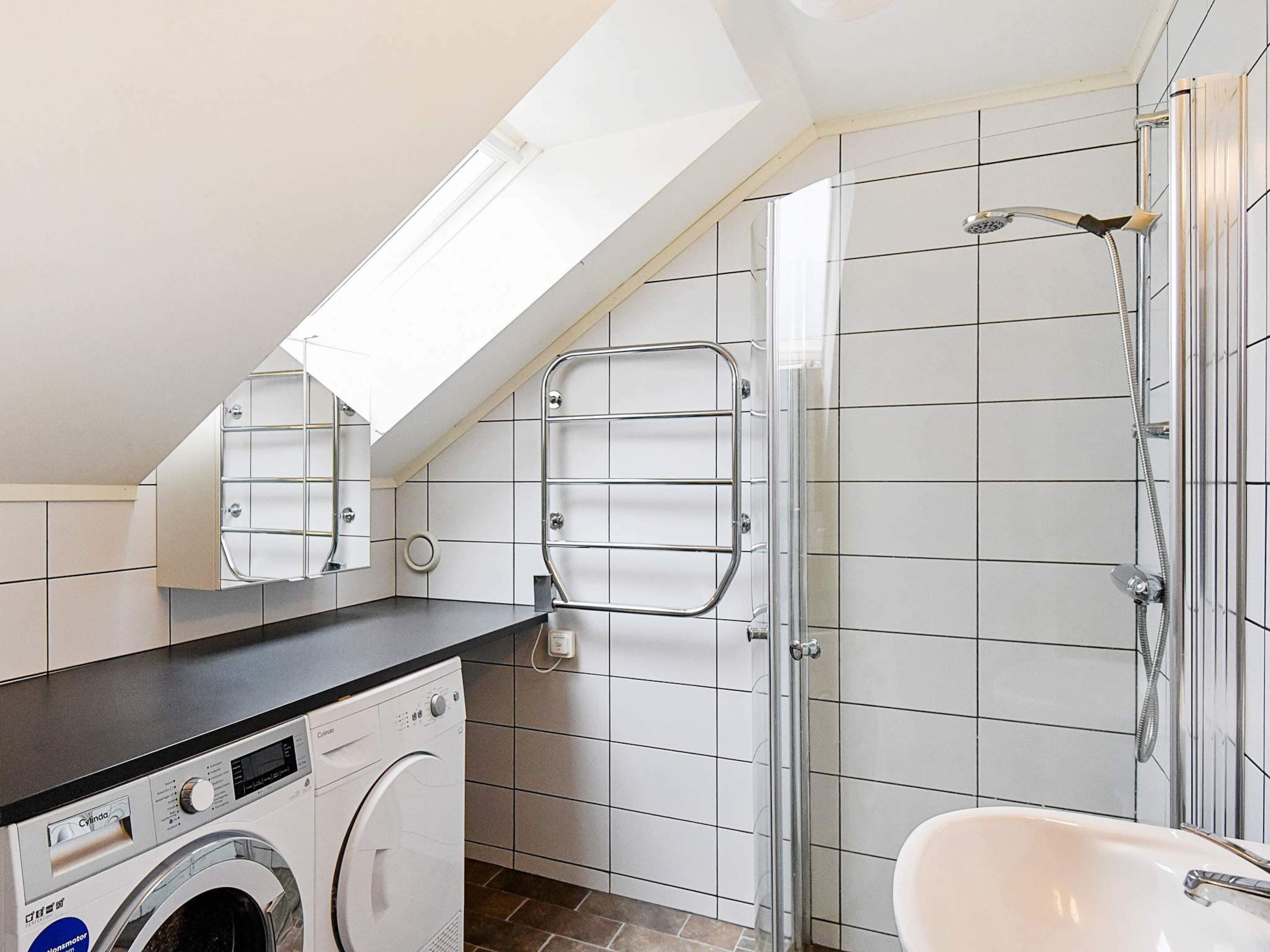 House | Bathroom