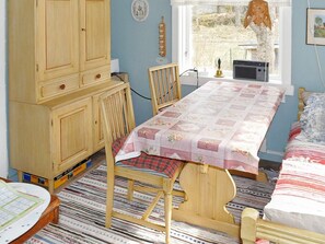 House | Dining