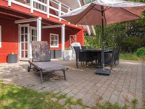Outdoor dining - 7 Person Holiday Home in Romo (Rømø)
