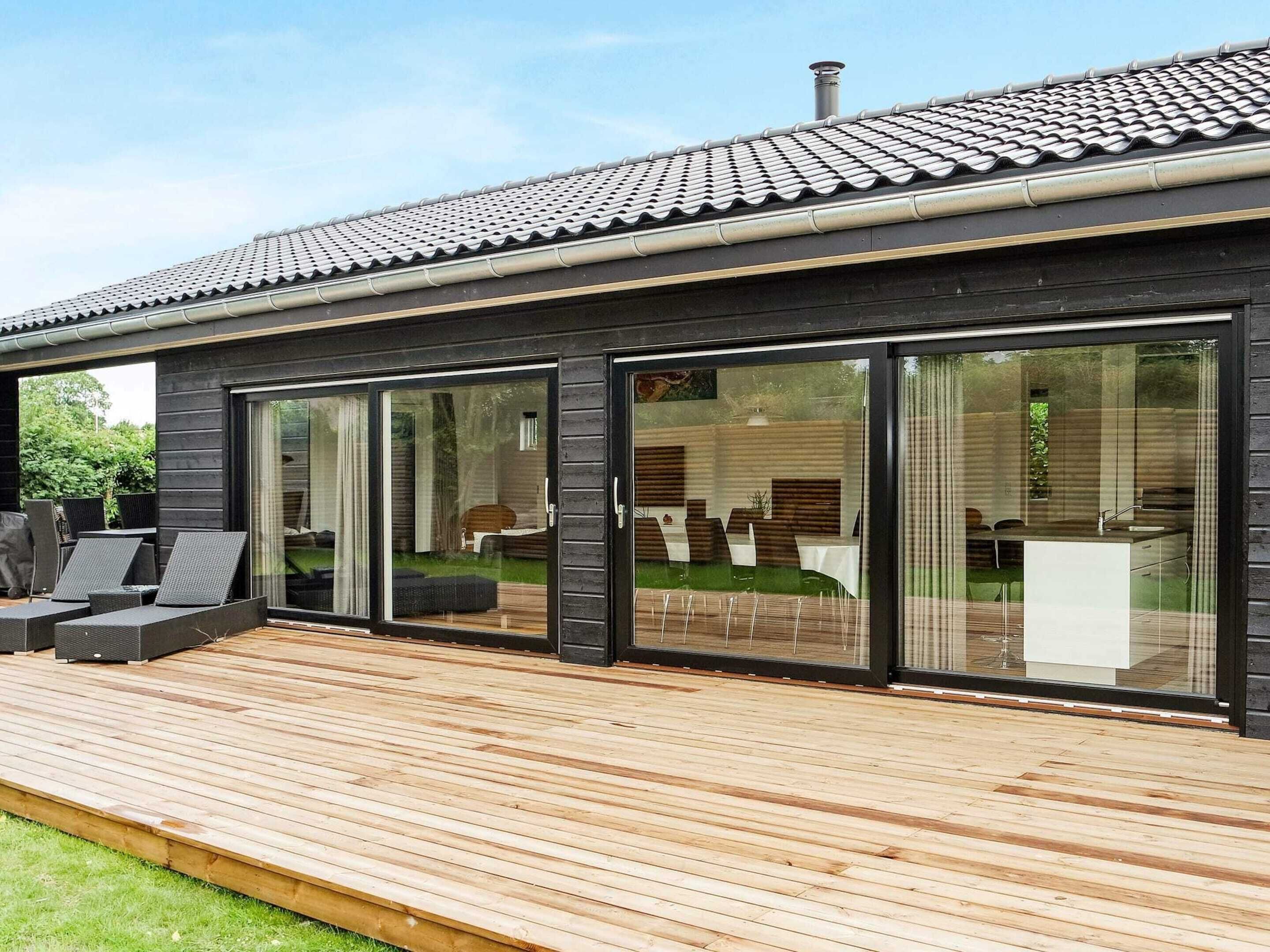 บริเวณภายนอก