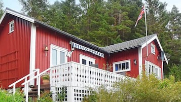 House | Exterior