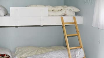 Nhà | 2 phòng ngủ, trang bị nội thất với thiết kế riêng biệt