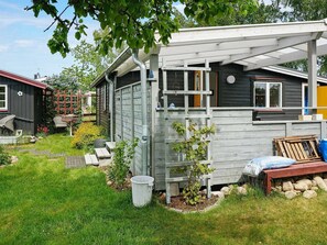 Exterior - 6 Person Holiday Home in Hagby (Vassmolösa)