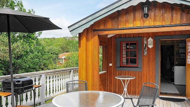 Exterior - 4 Person Holiday Home in Ellös (Ellos)