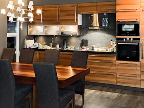 House | Dining - Holiday Home in Inndyr (Gildeskal)