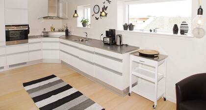 8 Person Holiday Home in Hemmet-by Traum