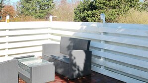 Exterior - Modern Holiday Home in Dannemare With Terrace (Dannemare)