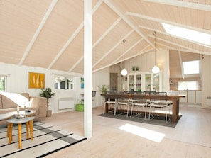 Dining - Modern Holiday Home in Dannemare With Terrace (Dannemare)