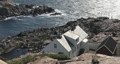 6 Person Holiday Home in Lyngdal