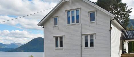 House | Exterior