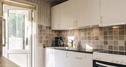 6 Person Holiday Home in Hadsund-by Traum