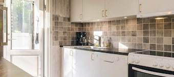 6 Person Holiday Home in Hadsund-by Traum