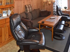 House | Living area - 8 Person Holiday Home in Eidsvag (Molde)