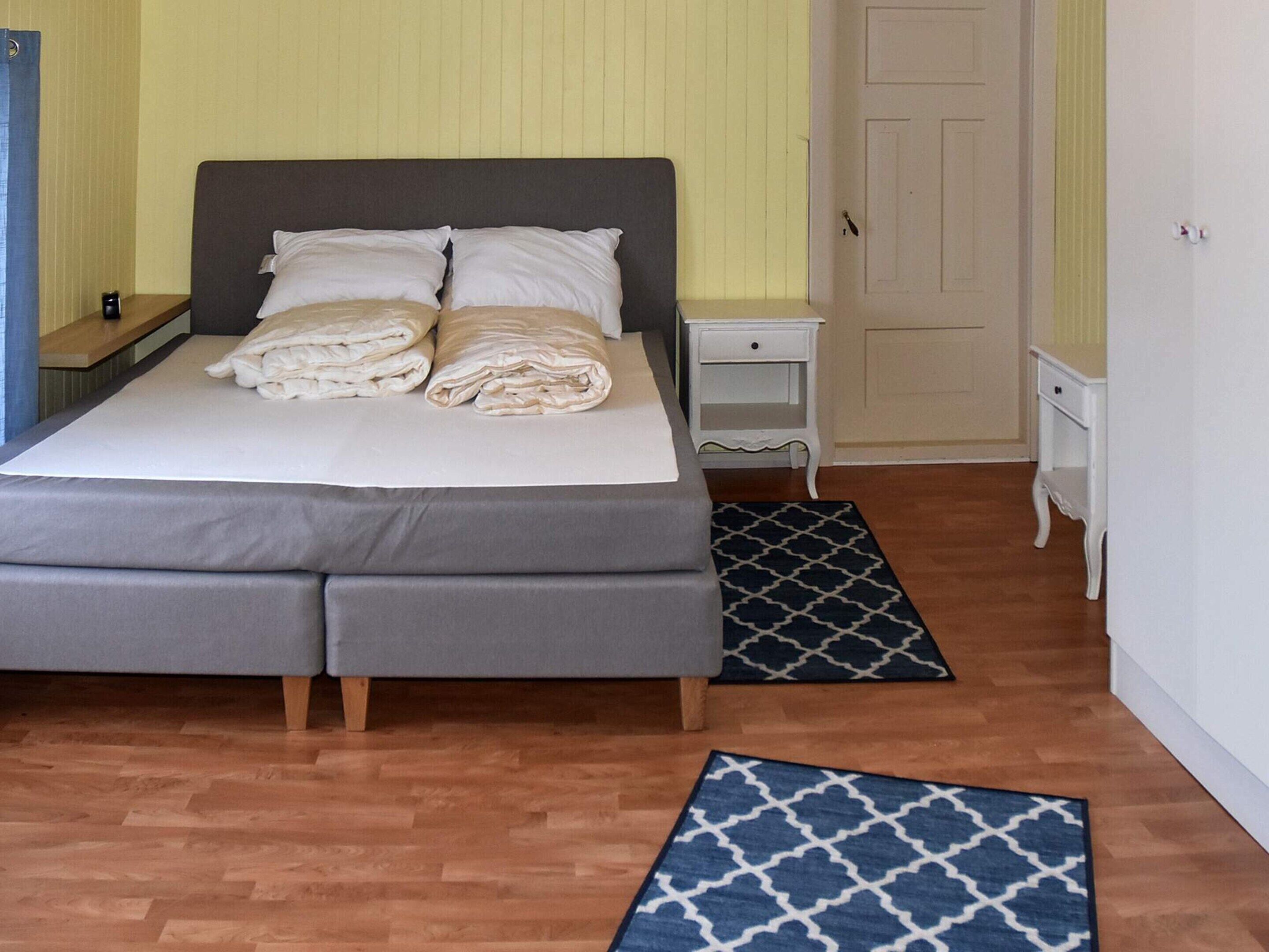 4 bedrooms, individually furnished