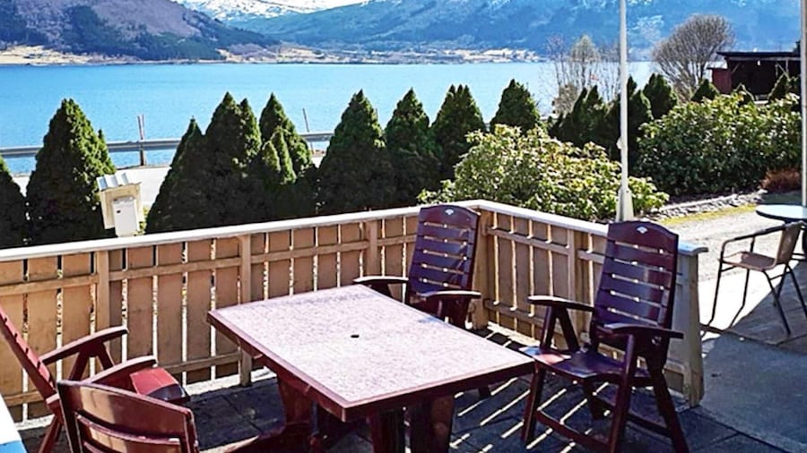 8 Person Holiday Home in Eidsvag