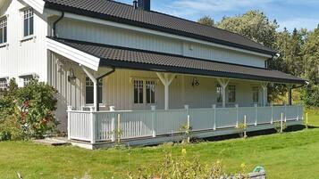House | Exterior