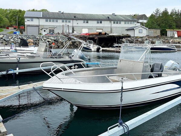 Marina - 8 Person Holiday Home in Oksvoll (Orland)